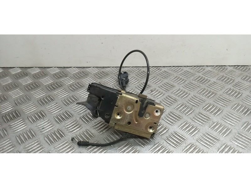 Recambio de cerradura puerta delantera izquierda para renault megane ii familiar dynamique referencia OEM IAM 027776  