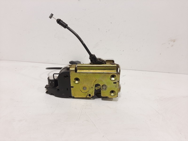 Recambio de cerradura puerta trasera izquierda para renault scenic ii confort dynamique referencia OEM IAM   