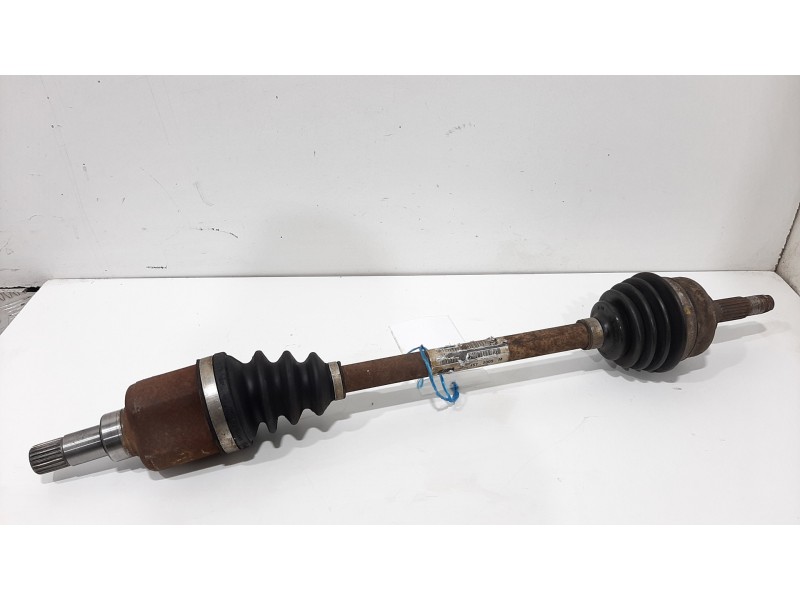 Recambio de transmision delantera izquierda para peugeot 207 confort referencia OEM IAM 3272KX  