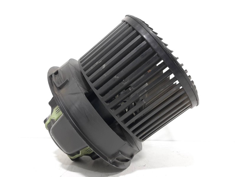 Recambio de motor calefaccion para peugeot 207 confort referencia OEM IAM 6441V5  