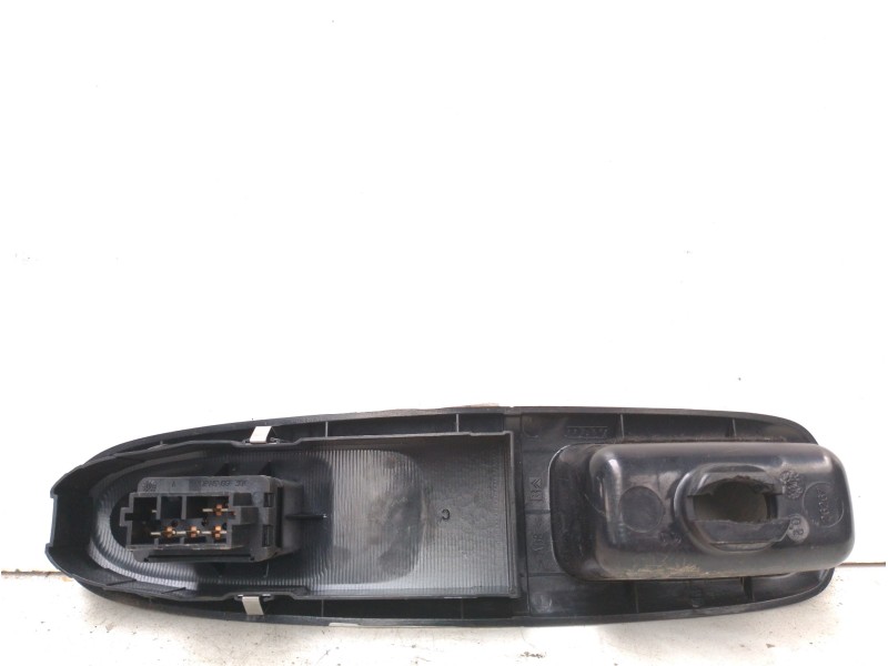 Recambio de mando elevalunas trasero derecho para peugeot 406 berlina (s1/s2) stdt referencia OEM IAM 6552KW  