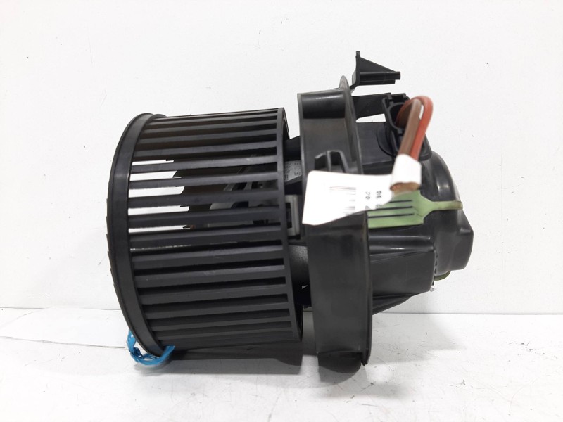 Recambio de motor calefaccion para peugeot 207 confort referencia OEM IAM 6441V5  