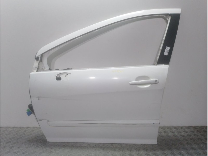 Recambio de puerta delantera izquierda para peugeot 308 premium referencia OEM IAM  BLANCO 