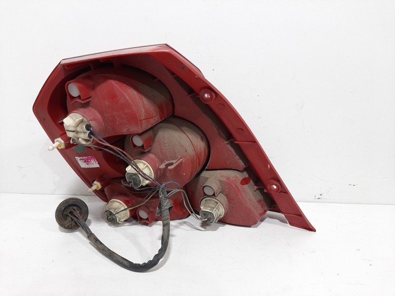 Recambio de piloto trasero derecho para chevrolet kalos 1.4 se referencia OEM IAM 96540269  