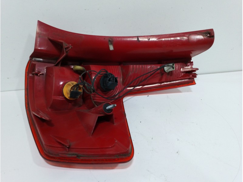 Recambio de piloto trasero izquierdo para citroën c4 berlina collection referencia OEM IAM 6350T8  