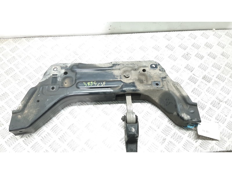 Recambio de puente delantero para volkswagen polo (9n1) conceptline referencia OEM IAM   