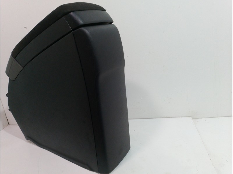 Recambio de apoyabrazos central para toyota prius (nhw30) plug-in hybrid advance referencia OEM IAM 5890147090  