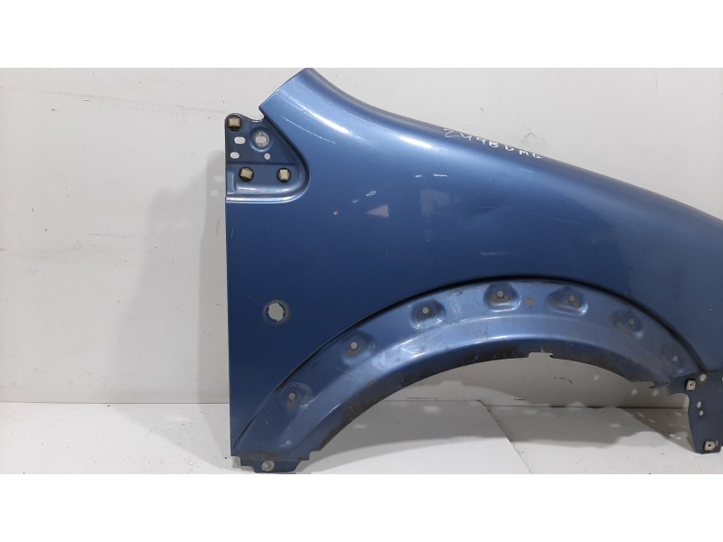 Recambio de aleta delantera derecha para ford transit connect (tc7) furgón (2006) referencia OEM IAM  AZUL 