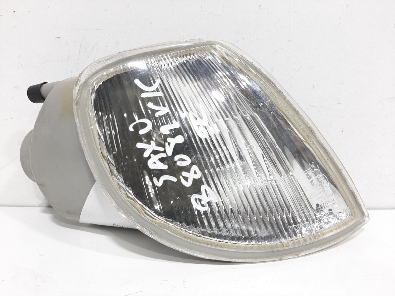 Recambio de piloto delantero derecho para citroën saxo 1.5 d image referencia OEM IAM 630360  