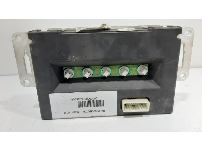 Recambio de pantalla multifuncion para nissan almera (n16/e) acenta referencia OEM IAM 28090BU700 21671202 