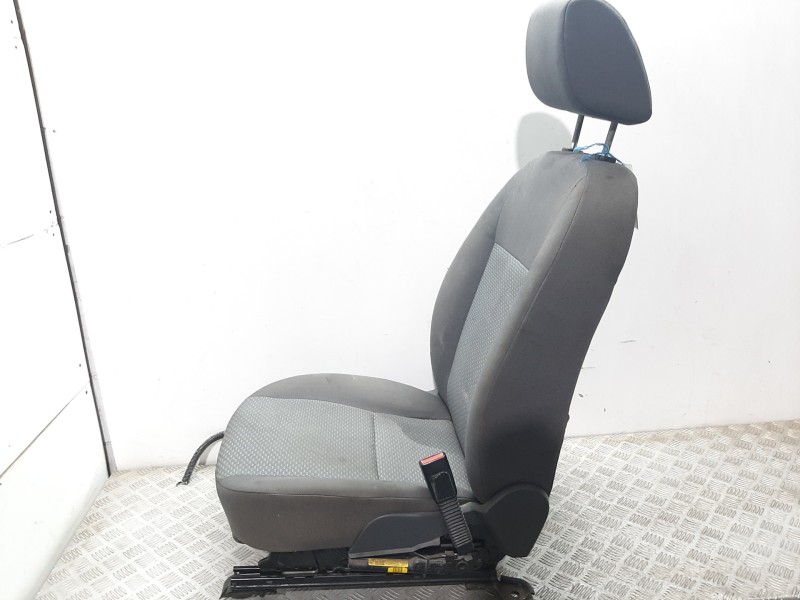 Recambio de asiento delantero derecho para ford focus berlina (cap) ambiente (d) referencia OEM IAM   