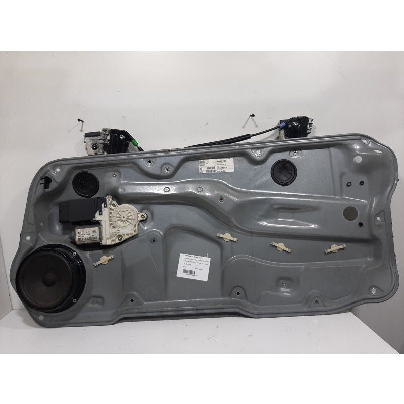 Recambio de elevalunas delantero derecho para volkswagen golf iv berlina (1j1) básico referencia OEM IAM 1J1959802D CONFORT 