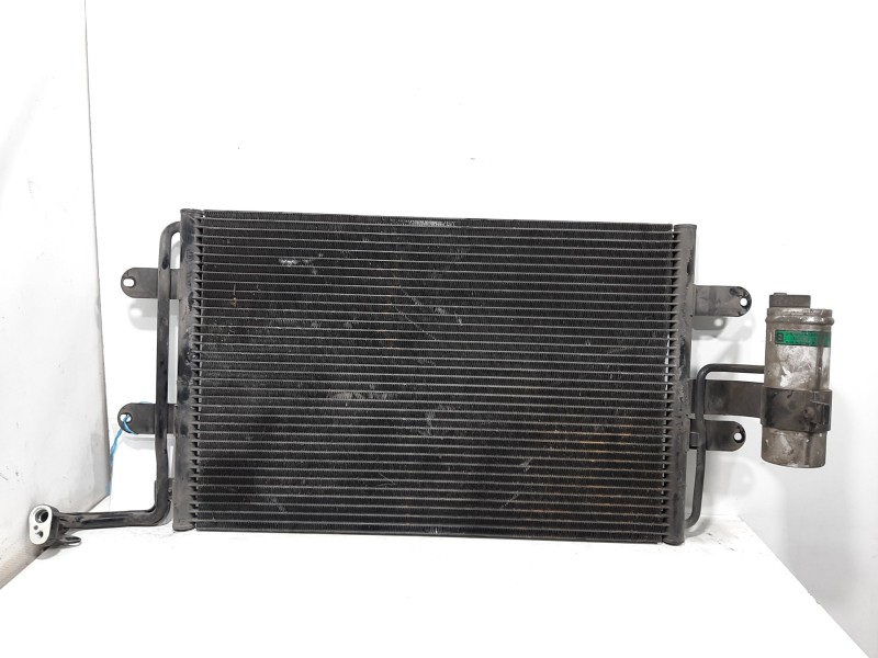Recambio de condensador / radiador aire acondicionado para seat toledo (1m2) stella referencia OEM IAM 8N0820411A  