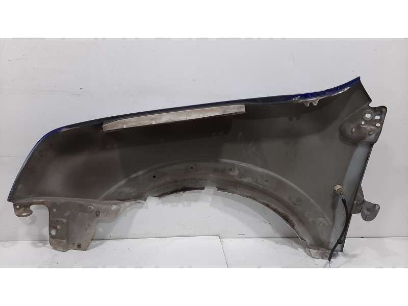 Recambio de aleta delantera derecha para ford transit connect (tc7) furgón (2006) referencia OEM IAM  AZUL 