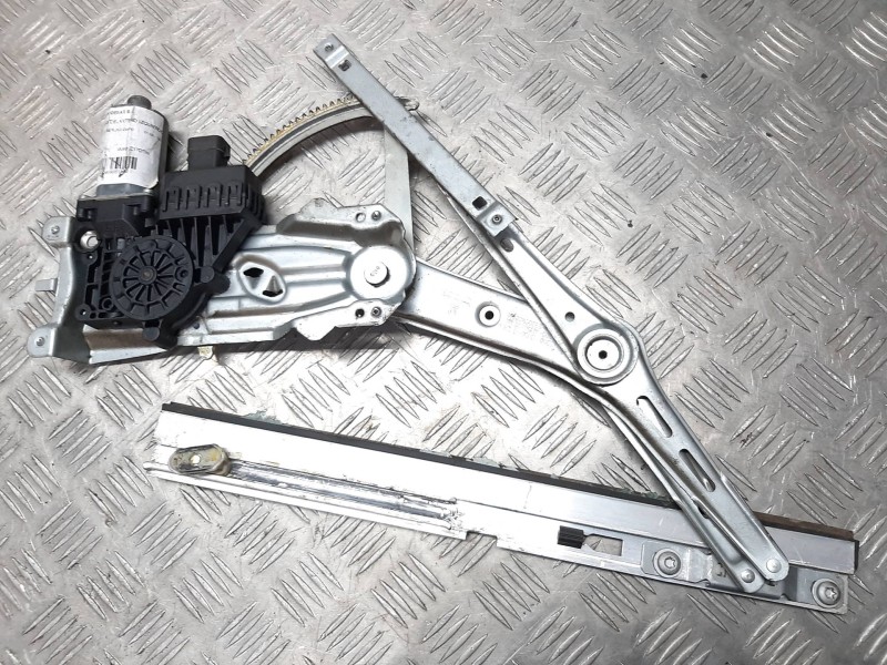 Recambio de elevalunas delantero izquierdo para opel astra h berlina cosmo referencia OEM IAM 93178695  