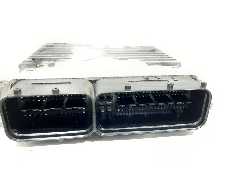 Recambio de centralita motor uce para skoda rapid ambition referencia OEM IAM 03L906023LM 5WP42688 