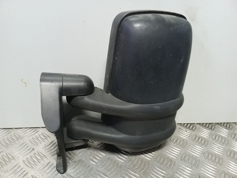Recambio de retrovisor izquierdo para renault trafic (desde 5.89) referencia OEM IAM   