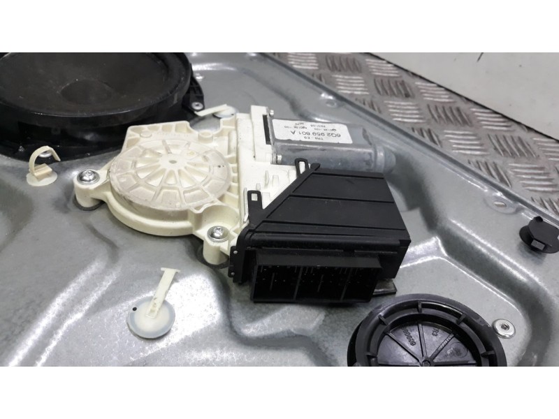 Recambio de elevalunas delantero derecho para seat ibiza (6l1) sport referencia OEM IAM 6L3837462  