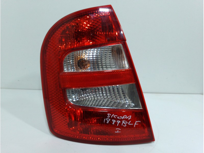 Recambio de piloto trasero izquierdo para skoda fabia (6y2/6y3) comfort line referencia OEM IAM 6Y9945111B  