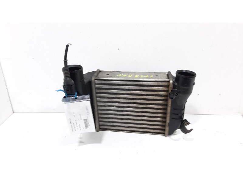 Recambio de intercooler para audi a4 berlina (8e) 1.8 t referencia OEM IAM    Recambio de intercooler para audi a4 berlina (8e) 1.8 t referencia OEM IAM
