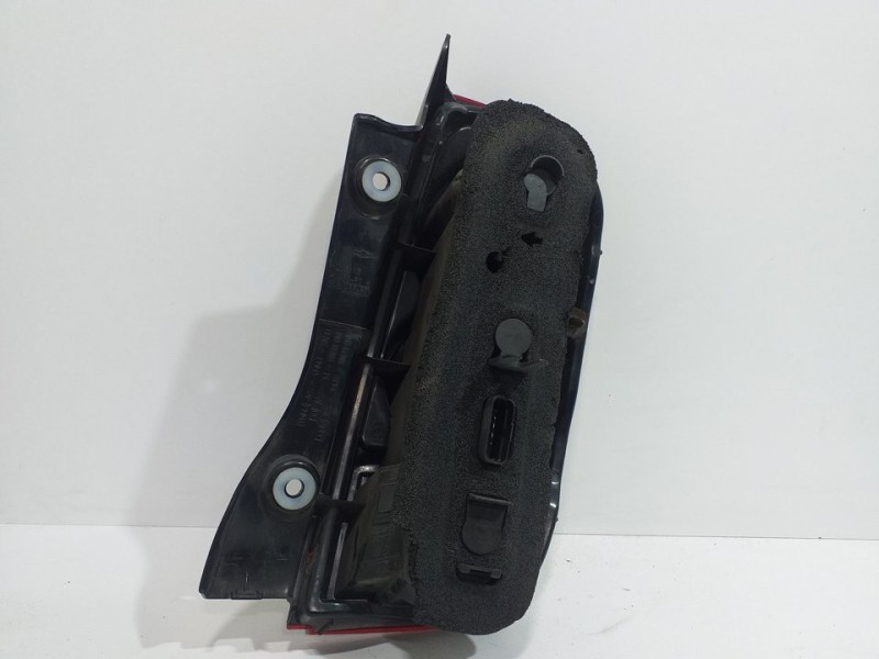 Recambio de piloto trasero izquierdo para nissan micra (k12e) acenta referencia OEM IAM 26555AX720 89030767 