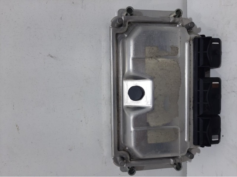 Recambio de centralita motor uce para peugeot 307 (s1) xt referencia OEM IAM 0281206943 9638765680 