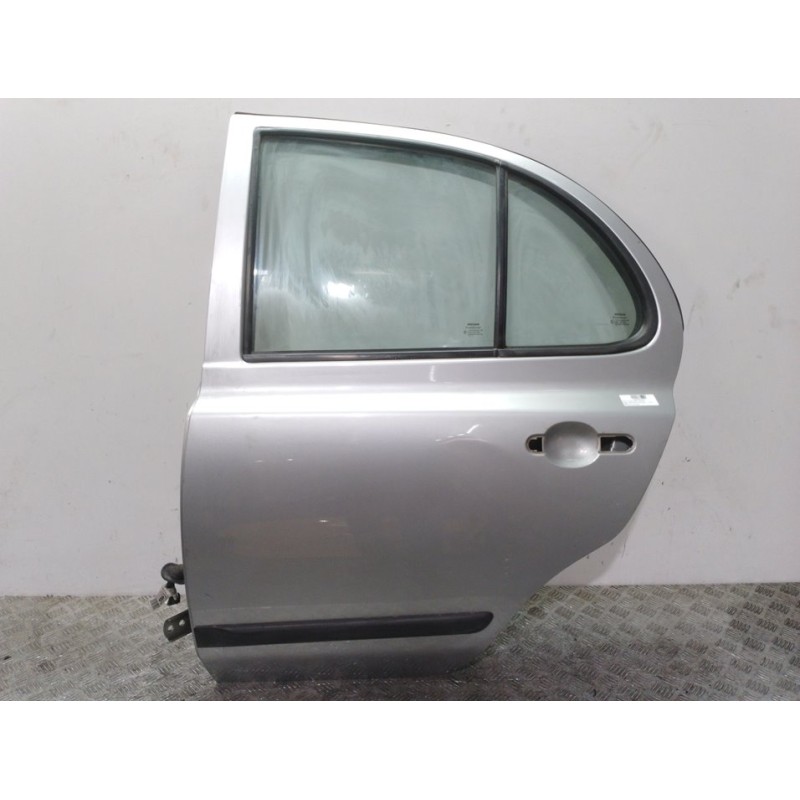 Recambio de puerta trasera izquierda para nissan micra (k12e) acenta referencia OEM IAM 82101AX130 PLATA 