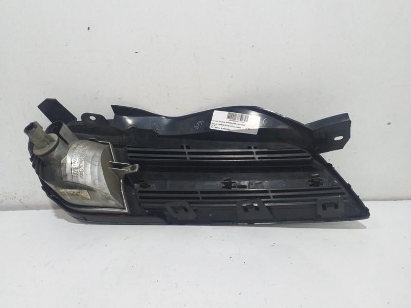 Recambio de rejilla paragolpes izquierda para nissan micra (k12e) acenta referencia OEM IAM 62330AX600  