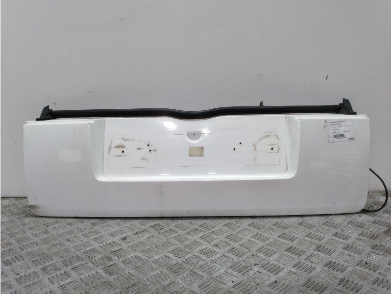 Recambio de tapa maletero para citroën c2 collection referencia OEM IAM 8701W2 BLANCO 