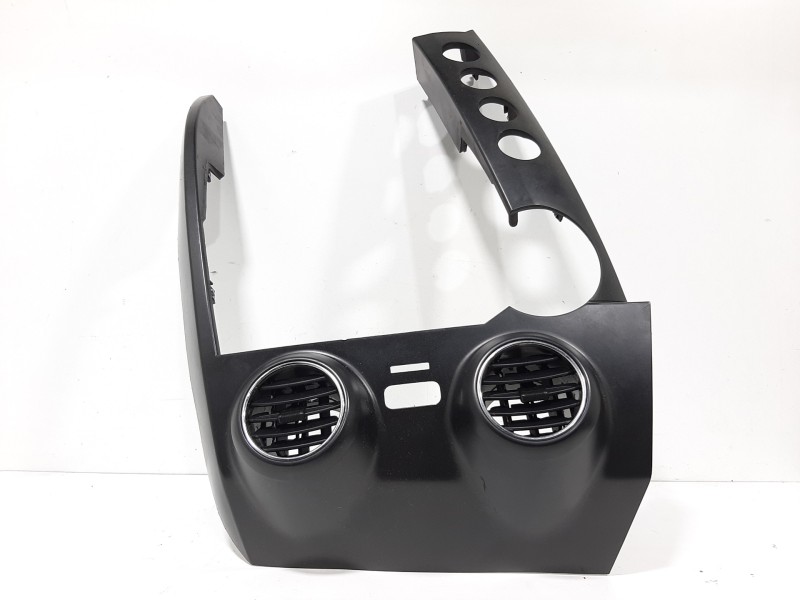 Recambio de rejilla aireadora para ssangyong actyon 200 xdi referencia OEM IAM   