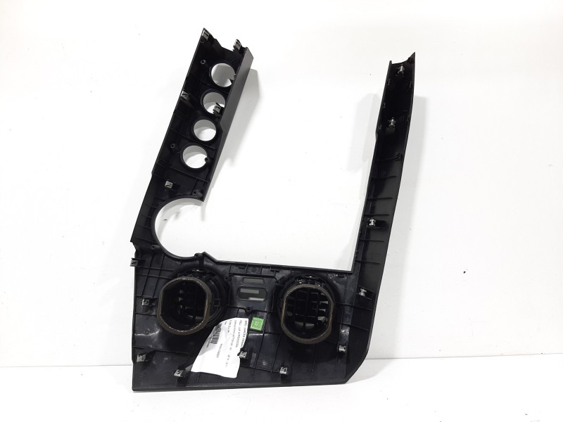 Recambio de rejilla aireadora para ssangyong actyon 200 xdi referencia OEM IAM   