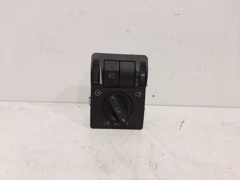 Recambio de mando luces para opel corsa c elegance referencia OEM IAM 09138120  