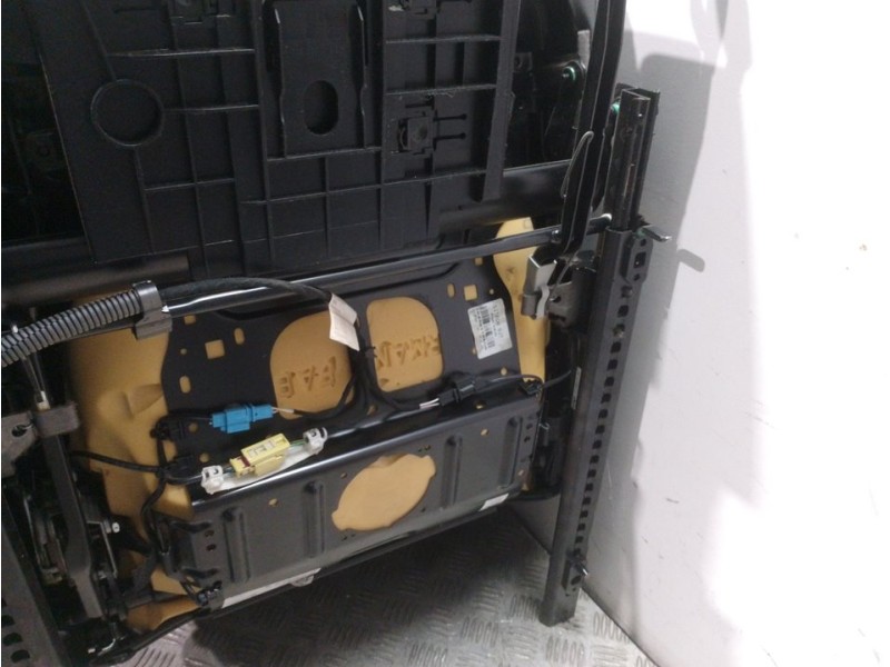 Recambio de asiento delantero derecho para volkswagen touran (1t1) advance referencia OEM IAM   