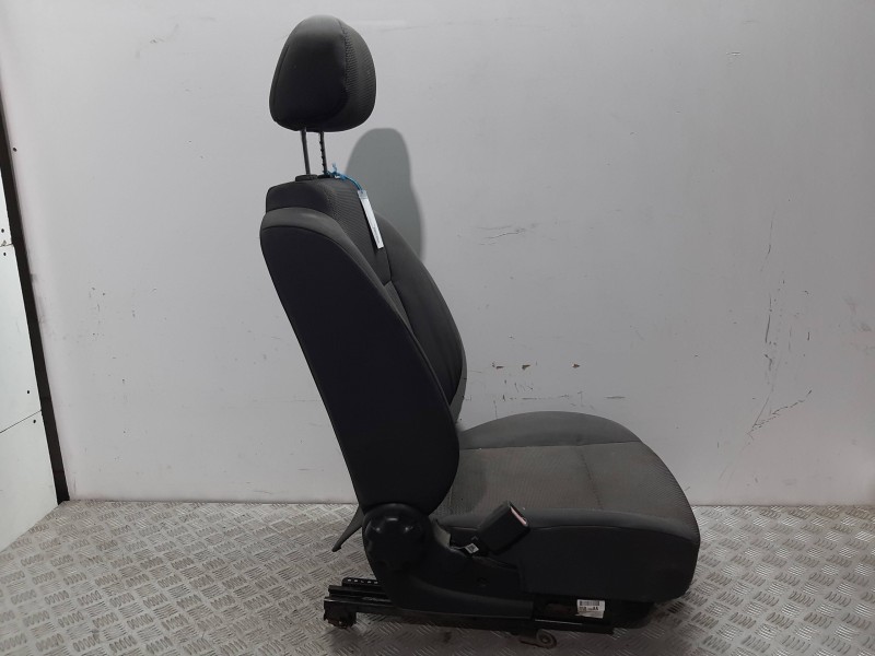 Recambio de asiento delantero izquierdo para chevrolet aveo lt referencia OEM IAM 96424071  