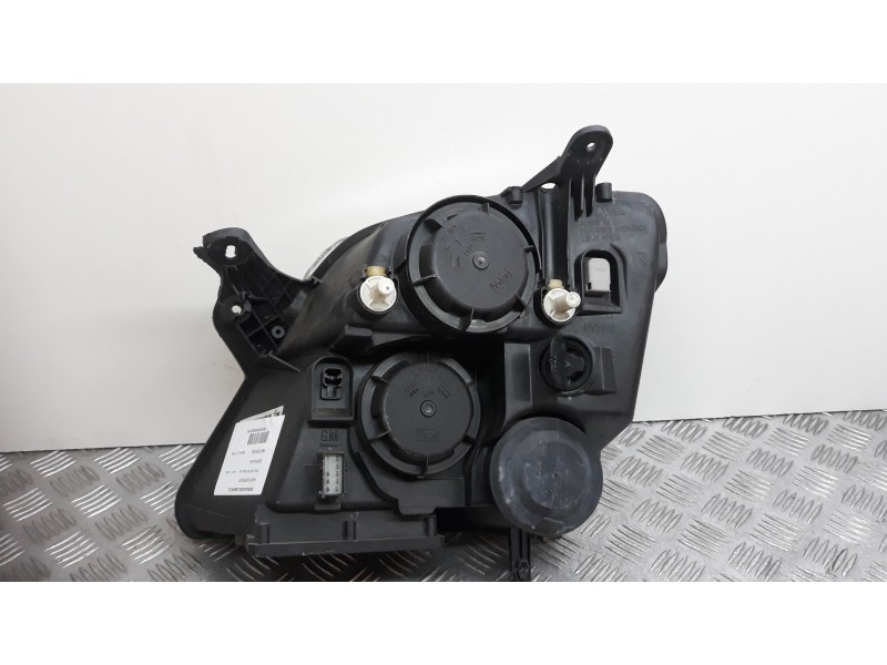 Recambio de faro derecho para opel meriva blue line referencia OEM IAM 1216152  