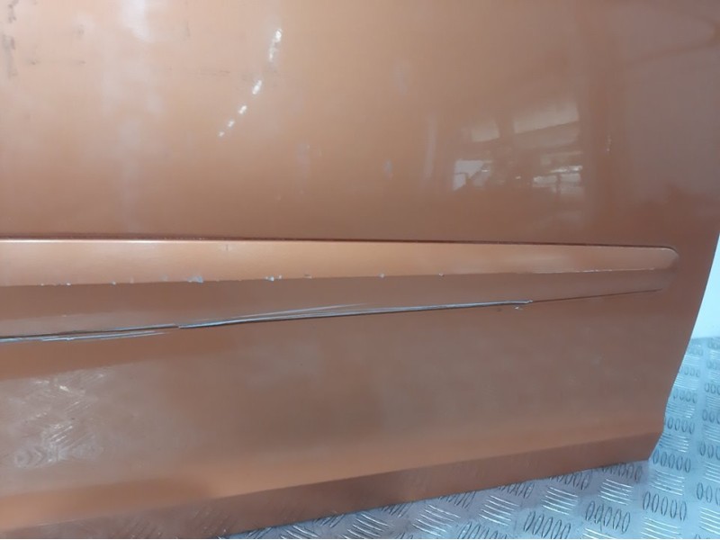 Recambio de puerta delantera derecha para kia picanto 1.1 ex referencia OEM IAM  COBRE 