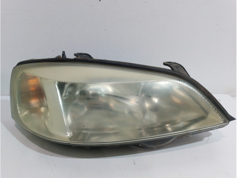 Recambio de faro derecho para opel astra g berlina comfort referencia OEM IAM 90520878RH  