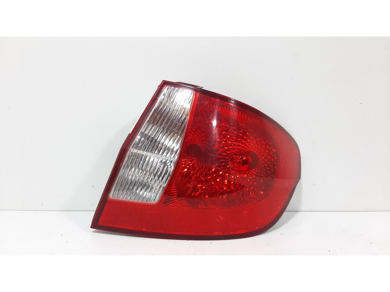 Recambio de piloto trasero derecho para hyundai getz (tb) 1.1 gl referencia OEM IAM 924021C510  