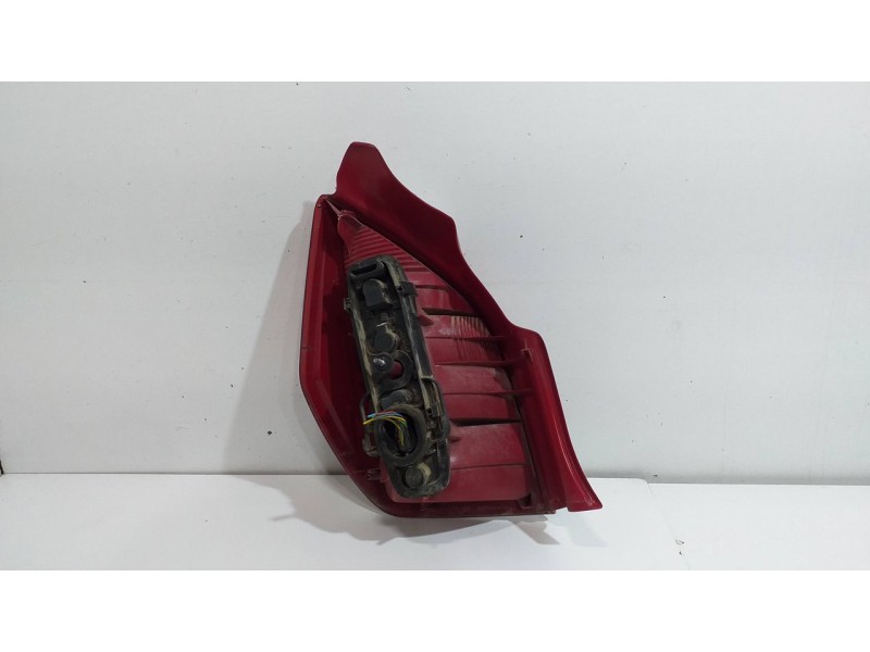 Recambio de piloto trasero derecho para citroën c2 furio referencia OEM IAM   