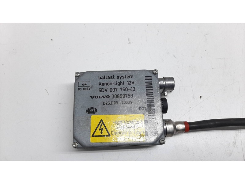 Recambio de centralita faros xenon para volvo s40 berlina 1.9 d+ (85kw) referencia OEM IAM 30859759  