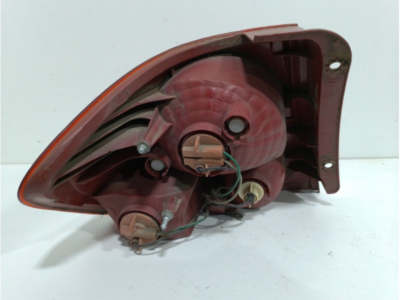 Recambio de piloto trasero derecho para hyundai getz (tb) 1.3 básico referencia OEM IAM 924021C010  