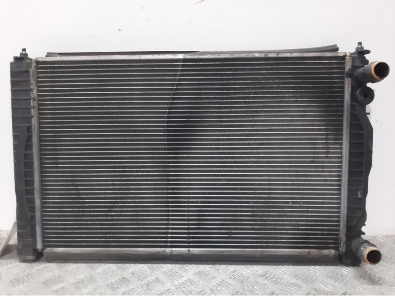 Recambio de radiador agua para audi a4 berlina (b5) 1.8 referencia OEM IAM 4B0121251G  