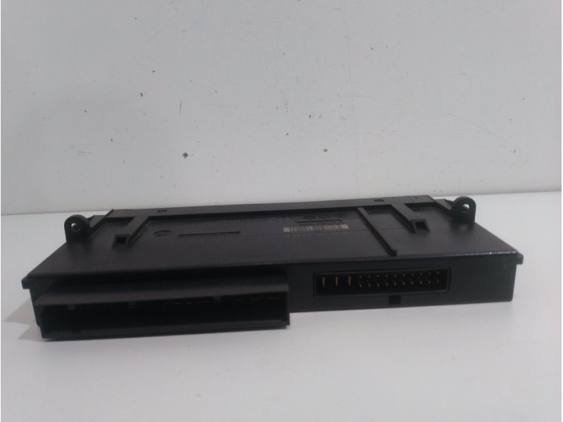 Recambio de modulo confort para bmw serie 1 berlina (e81/e87) 120d referencia OEM IAM 10681810 697196001 