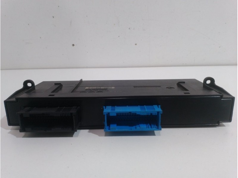 Recambio de modulo confort para bmw serie 1 berlina (e81/e87) 120d referencia OEM IAM 10681810 697196001 
