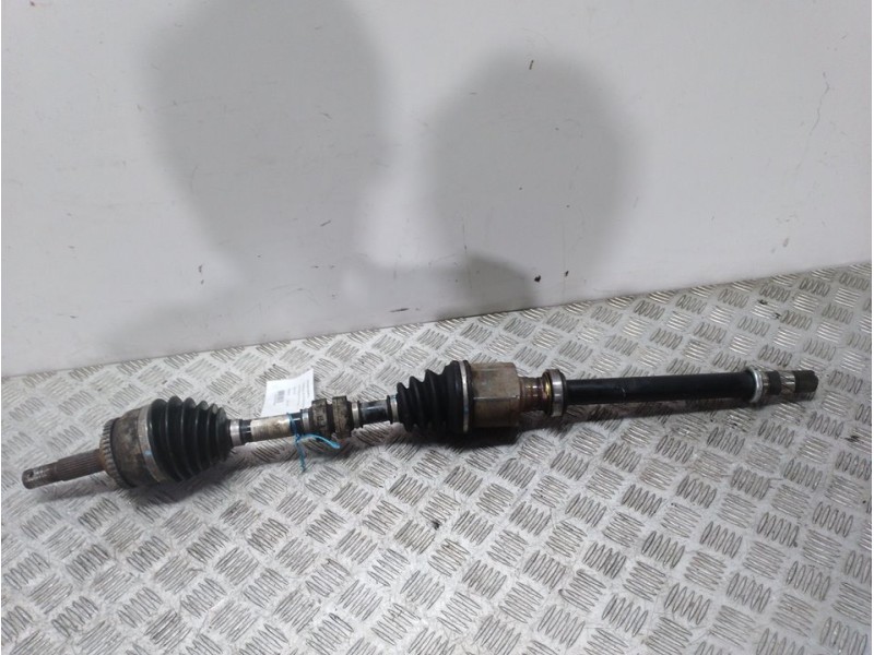 Recambio de transmision delantera derecha para nissan primera berlina (p12) acenta referencia OEM IAM 438100  