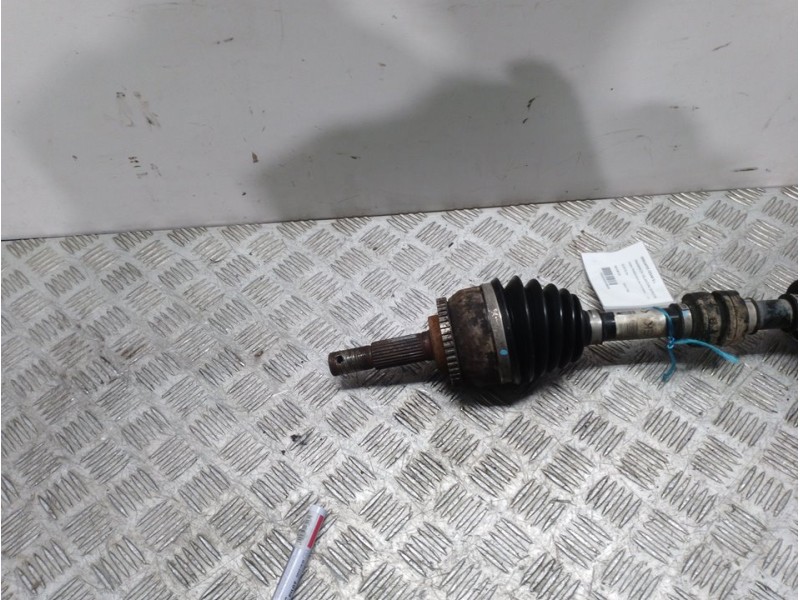 Recambio de transmision delantera derecha para nissan primera berlina (p12) acenta referencia OEM IAM 438100  