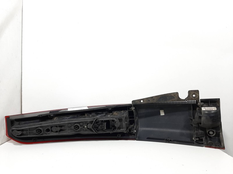 Recambio de piloto trasero derecho para opel meriva cosmo referencia OEM IAM 93184713  