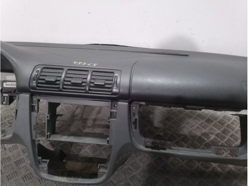 Recambio de salpicadero para mercedes-benz clase m (w163) 320 (163.154) referencia OEM IAM A1636800787   Recambio de salpicadero para mercedes-benz clase m (w163) 320 (163.154) referencia OEM IAM A1636800787