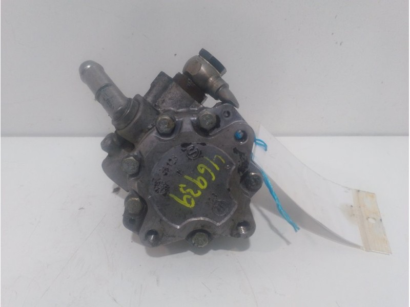 Recambio de bomba direccion para bmw serie 1 berlina (e81/e87) 120d referencia OEM IAM 6768155028  