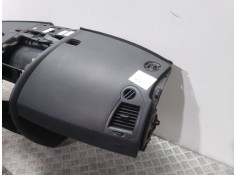 Recambio de salpicadero para renault megane ii classic berlina expression referencia OEM IAM    2